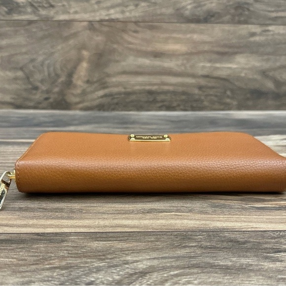 Michael Kors Large Brown Pebbled Leather Zip Around Continental Wallet | EUC - Picture 6 of 10